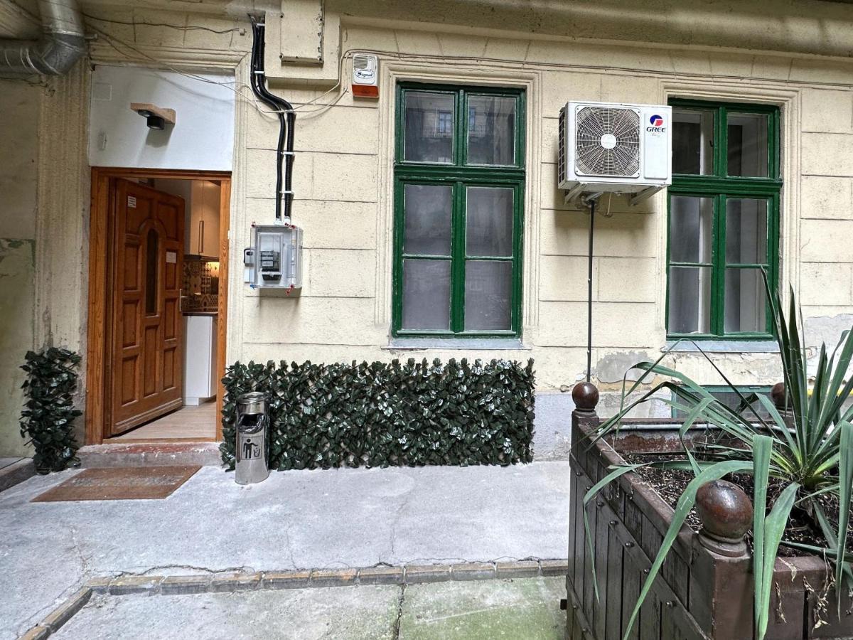 Jobelhome Blaha Apartment Budapest Eksteriør billede