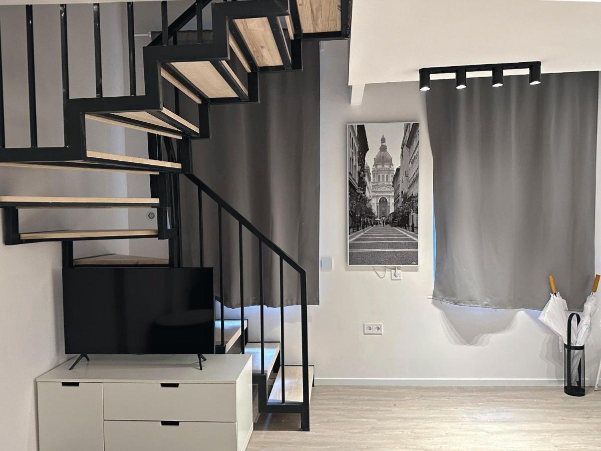 Jobelhome Blaha Apartment Budapest Eksteriør billede